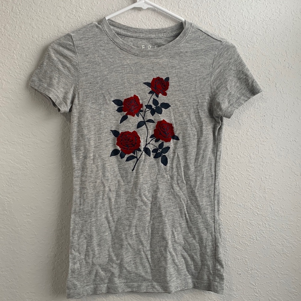 Gray T-shirt from Kohl’s
